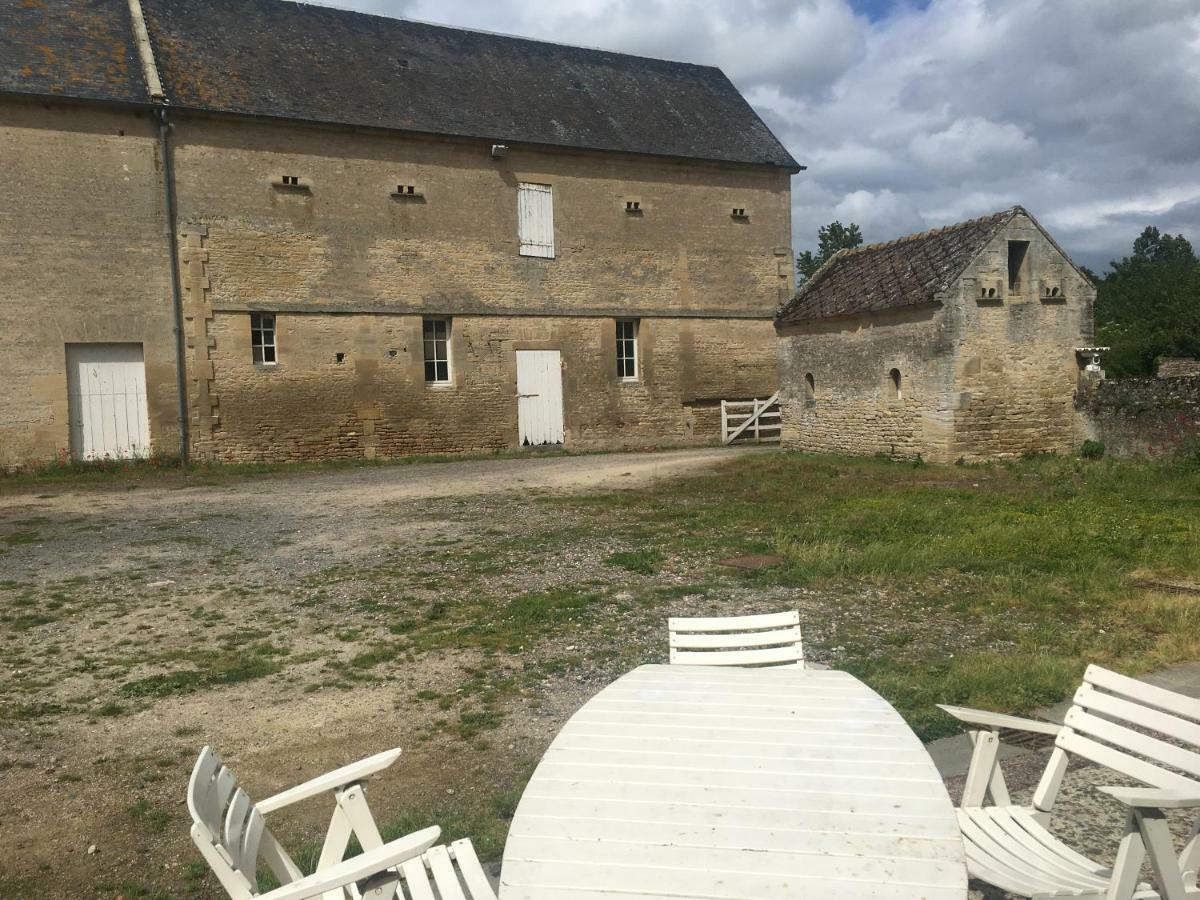 Boutons d'or Villa Ponts sur Seulles Eksteriør billede